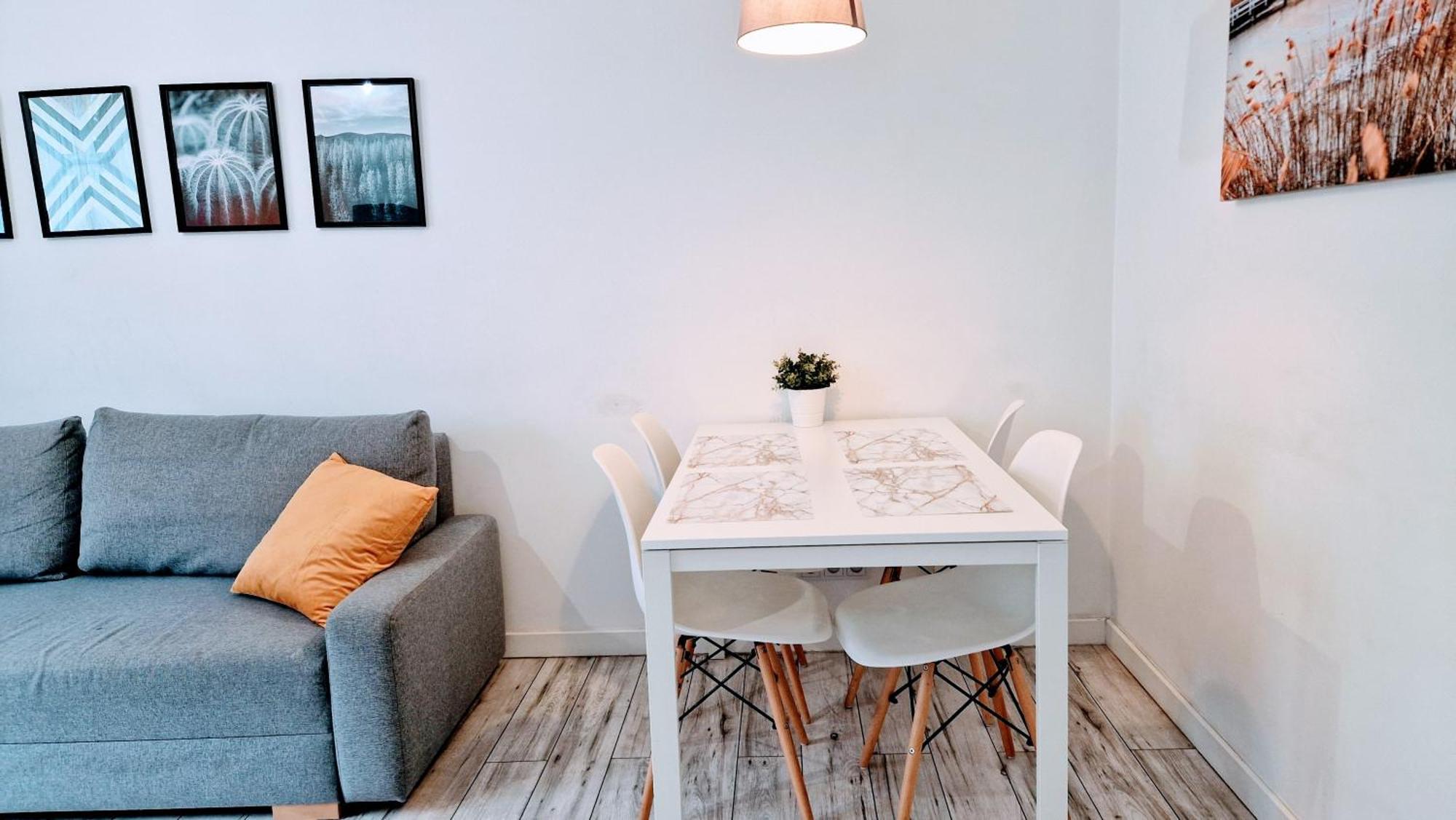 ורשה Krolewska Centrum Apartament 4X מראה חיצוני תמונה